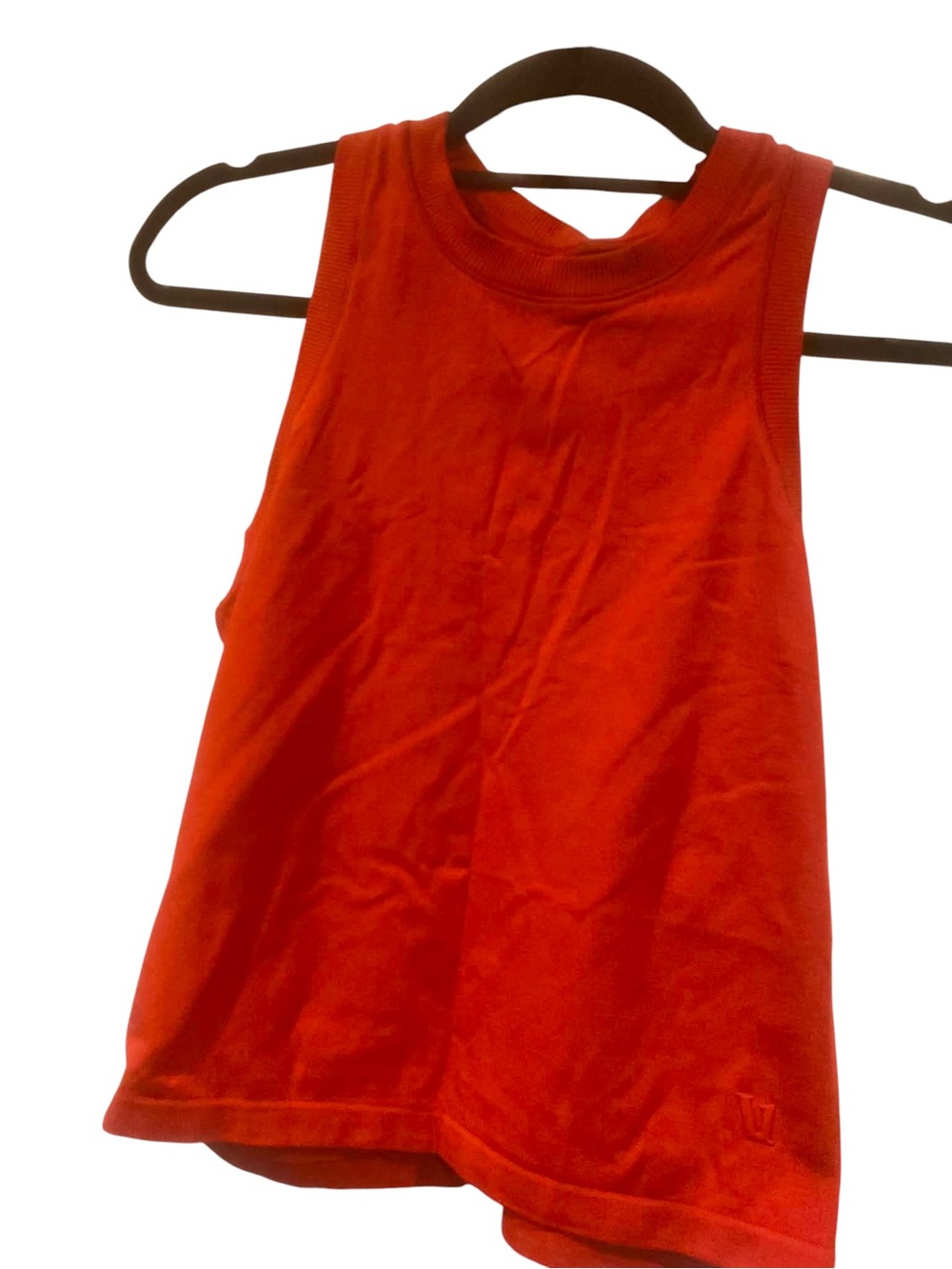 NWT Vuori Surge Seamless Tank CRIMSON Size Medium